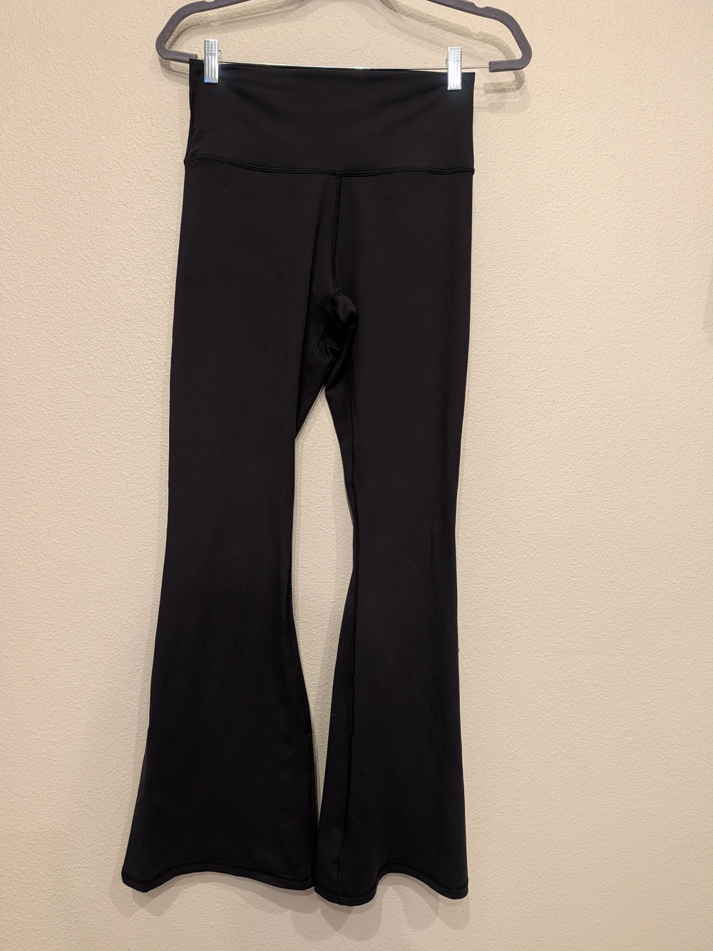 OFFLINE by Aerie The Hugger High Rise Split Hem Bootcut Flare Leggings Black - L